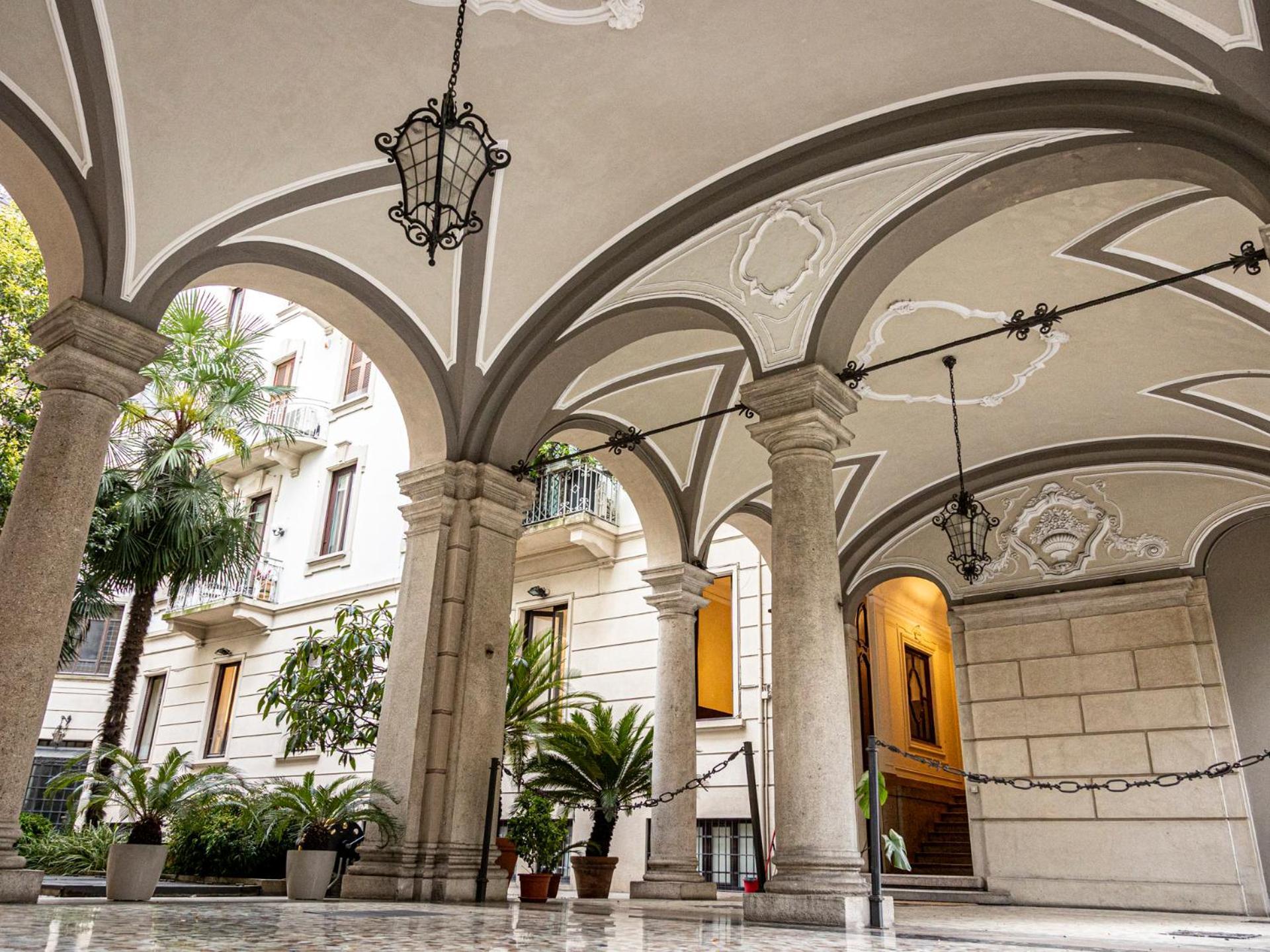 Sant'Ambrogio Luxury Residence — Foto 3